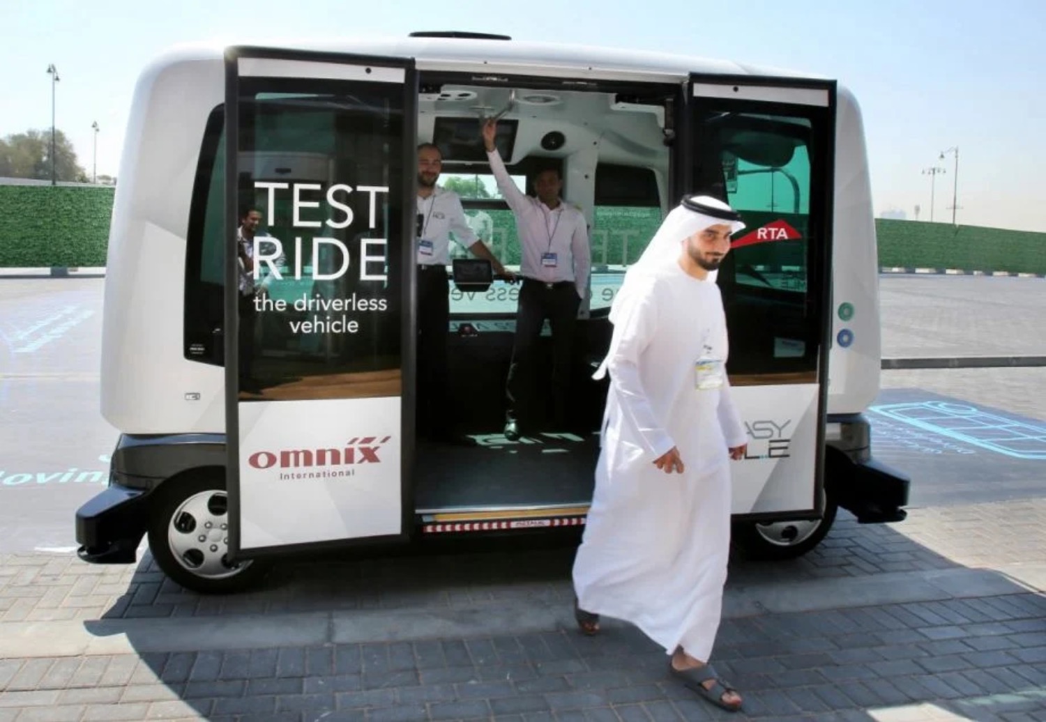 Dubai Launches Self-Driving Taxis in Jumeirah | Die Geissens Real Estate | Luxus Immobilien mit Carmen und Robert Geiss – Die Geissens in Dubai