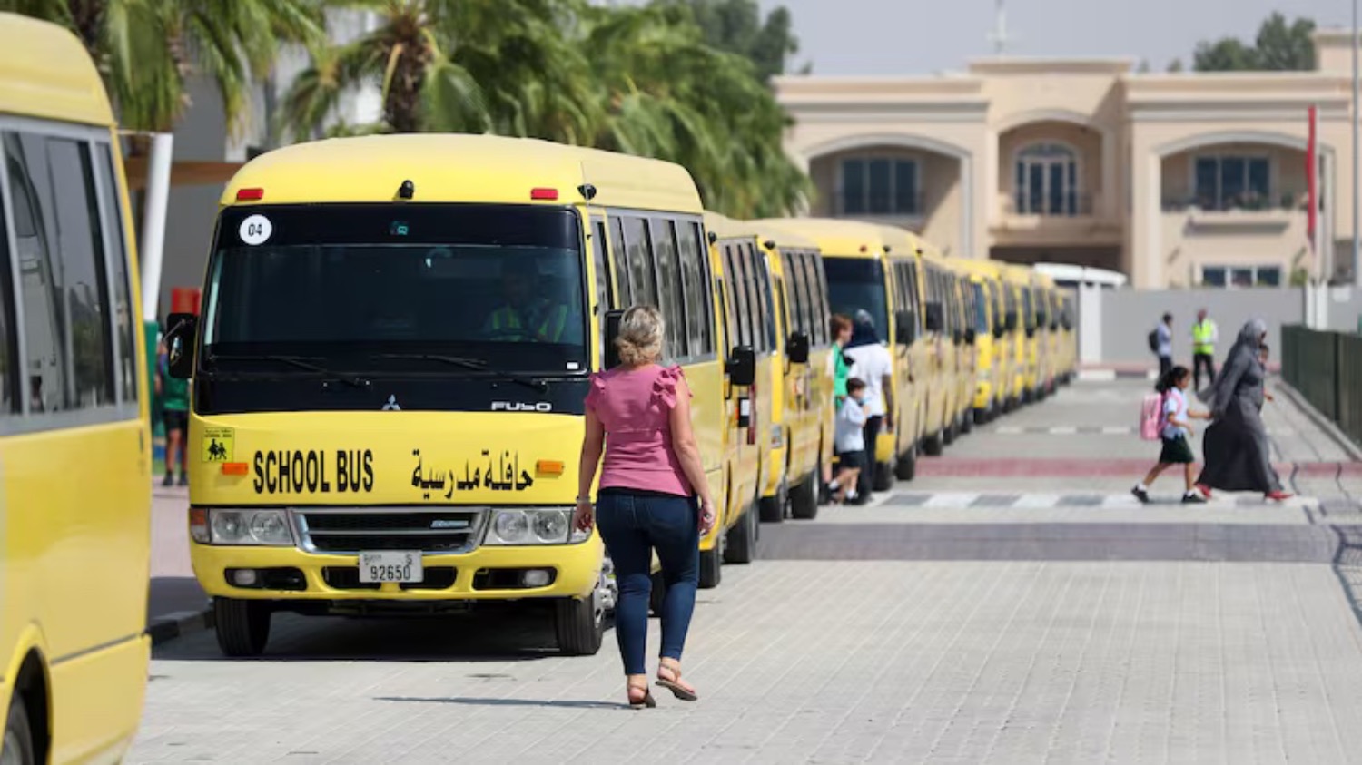 Dubaï réduit les coûts de l’école et du logement | Die Geissens Real Estate | Luxus Immobilien mit Carmen und Robert Geiss – Die Geissens in Dubai