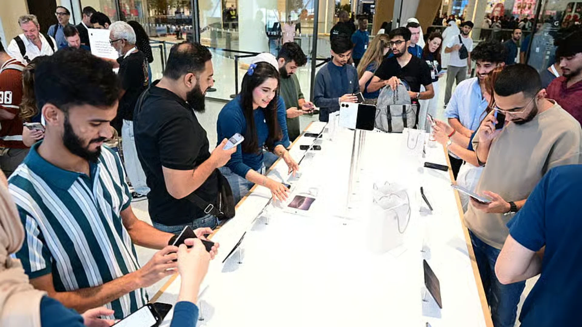 Lancement iPhone : Dubaï attire les touristes | Die Geissens Real Estate | Luxus Immobilien mit Carmen und Robert Geiss – Die Geissens in Dubai