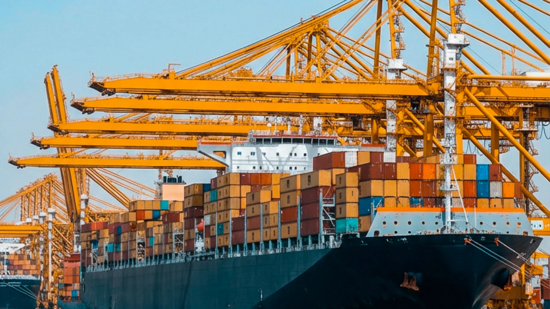 Dubai stärkt 24/7‑Maritimeinsätze | Hafen ohne Schlaf | Die Geissens Real Estate | Luxus Immobilien mit Carmen und Robert Geiss – Die Geissens in Dubai